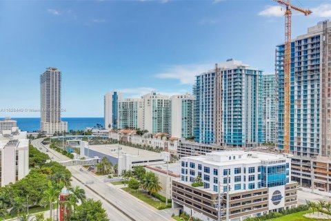 Condominio en venta en Sunny Isles Beach, Florida, 2 dormitorios, 141.58 m2 № 1282412 - foto 5