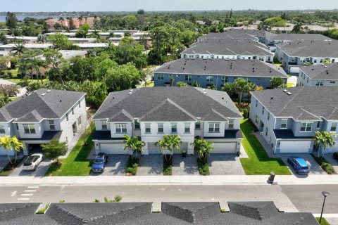 Adosado en venta en Stuart, Florida, 3 dormitorios, 152.08 m2 № 1059949 - foto 11