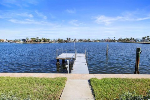 Terreno en venta en Redington Beach, Florida № 1429207 - foto 13