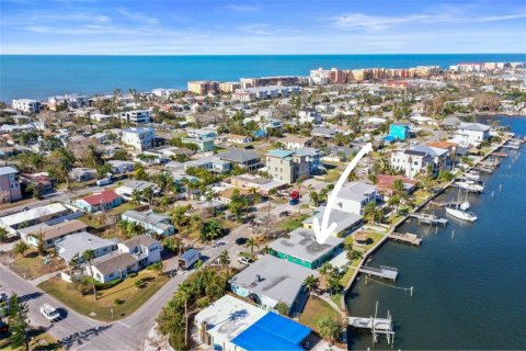 Terreno en venta en Redington Beach, Florida № 1429207 - foto 6