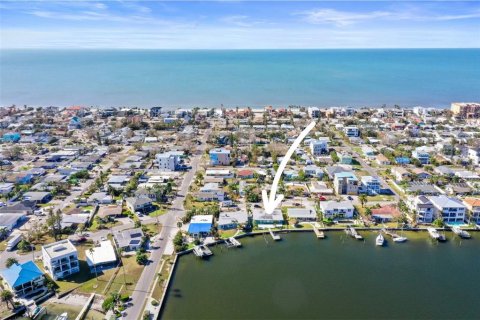 Terreno en venta en Redington Beach, Florida № 1429207 - foto 8