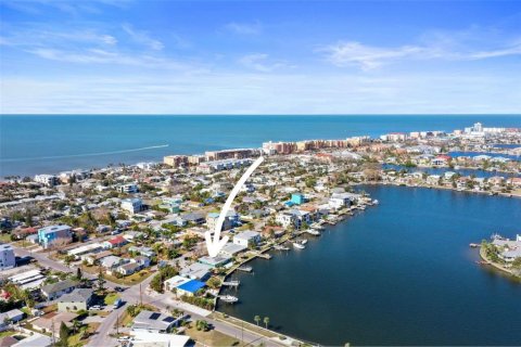 Terreno en venta en Redington Beach, Florida № 1429207 - foto 5