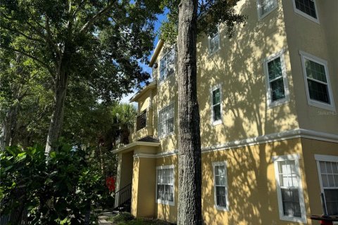 Copropriété à vendre à Orlando, Floride: 2 chambres, 94.2 m2 № 1351579 - photo 1