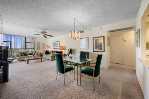 Copropriété à vendre à Aventura, Floride: 2 chambres, 112.78 m2 № 1238719 - photo 5