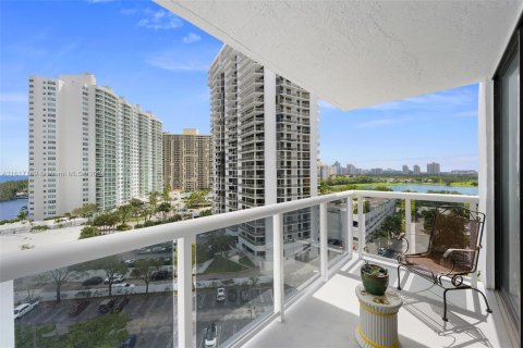 Copropriété à vendre à Aventura, Floride: 2 chambres, 112.78 m2 № 1238719 - photo 4