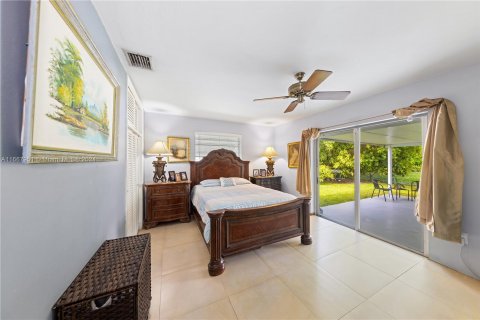 Villa ou maison à vendre à Miami, Floride: 4 chambres, 130.06 m2 № 1384637 - photo 14