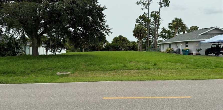 Terreno en Port Charlotte, Florida № 1284189