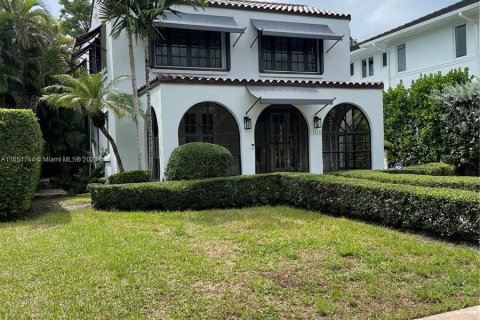 Villa ou maison à vendre à Coral Gables, Floride: 5 chambres, 233.09 m2 № 1345177 - photo 3