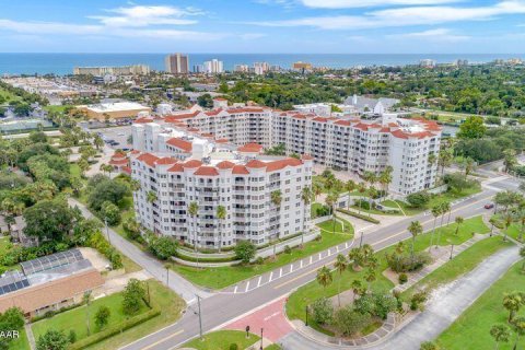 Condominio en venta en Ormond Beach, Florida, 2 dormitorios, 162.11 m2 № 1383768 - foto 2