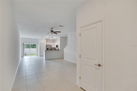 Townhouse in Ruskin, Florida 2 bedrooms, 157 sq.m. № 1383769 - photo 3