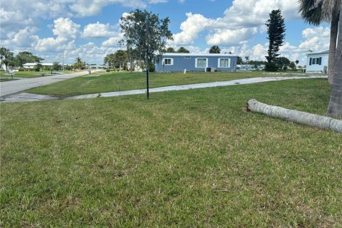 Terreno en venta en Englewood, Florida № 1383767 - foto 2