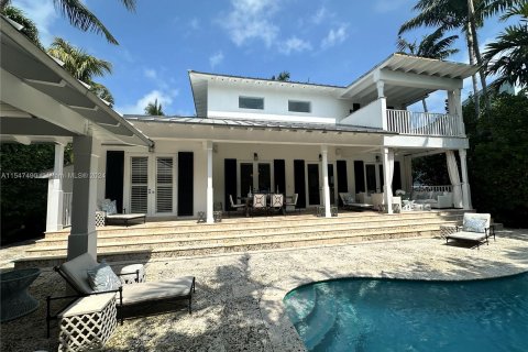 House in Key Biscayne, Florida 4 bedrooms, 305.09 sq.m. № 1056789 - photo 14