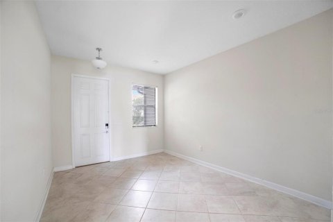 Townhouse in Davenport, Florida 3 bedrooms, 161.74 sq.m. № 1351246 - photo 5