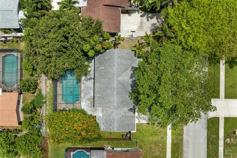 Casa en venta en Coconut Creek, Florida, 4 dormitorios, 226.03 m2 № 1294989 - foto 28