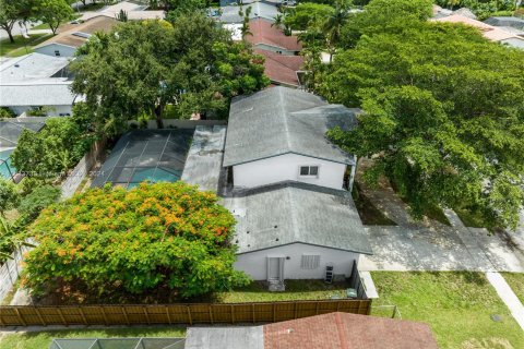 Casa en venta en Coconut Creek, Florida, 4 dormitorios, 226.03 m2 № 1294989 - foto 22