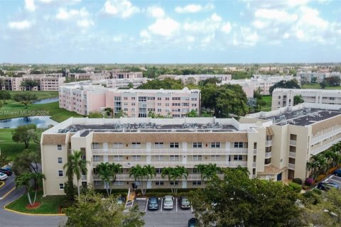 Condominio en venta en Sunrise, Florida, 2 dormitorios, 116.59 m2 № 1074223 - foto 20