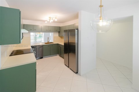 Condominio en venta en Sunrise, Florida, 2 dormitorios, 116.59 m2 № 1074223 - foto 4