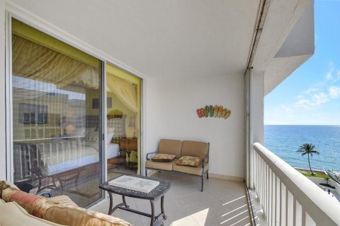 Copropriété à vendre à South Palm Beach, Floride: 2 chambres, 105.91 m2 № 1065585 - photo 19