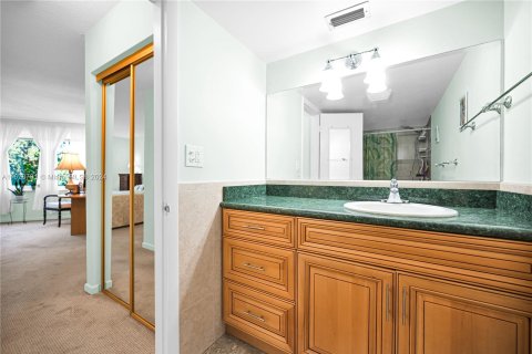 Copropriété à vendre à Miami, Floride: 2 chambres, 166.2 m2 № 1391554 - photo 22