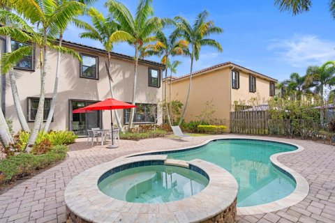 Villa ou maison à vendre à Lake Worth, Floride: 5 chambres, 230.96 m2 № 1050269 - photo 13