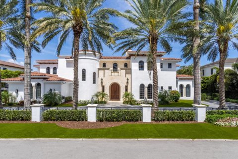 Villa ou maison à vendre à Boca Raton, Floride: 7 chambres, 958.01 m2 № 1070260 - photo 1