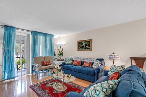 Condominio en venta en Pembroke Pines, Florida, 2 dormitorios, 108.7 m2 № 1099423 - foto 7