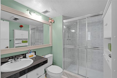 Condominio en venta en Pembroke Pines, Florida, 2 dormitorios, 108.7 m2 № 1099423 - foto 12
