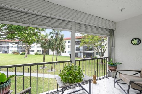 Condominio en venta en Pembroke Pines, Florida, 2 dormitorios, 108.7 m2 № 1099423 - foto 17