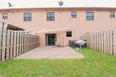 Townhouse in Homestead, Florida 3 bedrooms, 130.71 sq.m. № 1241996 - photo 13