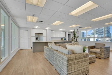 Copropriété à louer à Miami, Floride: 2 chambres, 75.72 m2 № 1241997 - photo 17