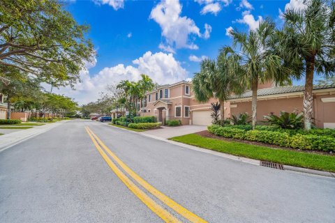 Condo in Weston, Florida, 3 bedrooms  № 1352014 - photo 30