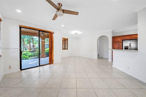 Condo in Weston, Florida, 3 bedrooms  № 1352014 - photo 4