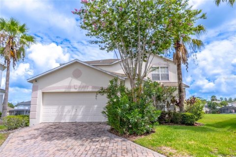 Villa ou maison à vendre à Kissimmee, Floride: 5 chambres, 235.23 m2 № 1273162 - photo 12