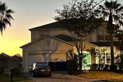 Casa en venta en Kissimmee, Florida, 5 dormitorios, 235.23 m2 № 1273162 - foto 15