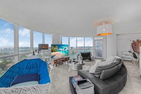 Copropriété à vendre à Miami Beach, Floride: 2 chambres, 133.78 m2 № 1282263 - photo 6