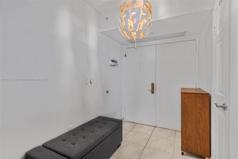 Copropriété à vendre à Miami Beach, Floride: 2 chambres, 133.78 m2 № 1282263 - photo 20