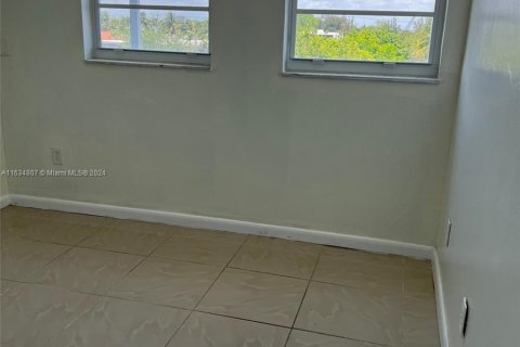 Copropriété à vendre à Miami Beach, Floride: 2 chambres, 74.14 m2 № 1294963 - photo 8