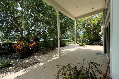 Villa ou maison à vendre à Weston, Floride: 3 chambres, 292.64 m2 № 1295029 - photo 28