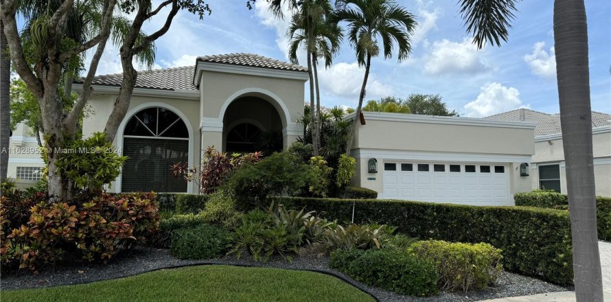 Villa ou maison à Weston, Floride 3 chambres, 292.64 m2 № 1295029