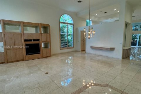 Villa ou maison à vendre à Weston, Floride: 3 chambres, 292.64 m2 № 1295029 - photo 3