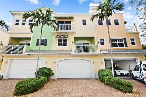 Touwnhouse à vendre à Fort Lauderdale, Floride: 3 chambres, 169.64 m2 № 1034094 - photo 1