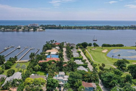 Villa ou maison à vendre à Lake Worth, Floride: 6 chambres, 552.86 m2 № 1070408 - photo 6