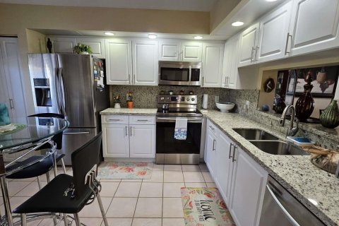 Condominio en venta en Pembroke Pines, Florida, 2 dormitorios, 110.74 m2 № 1031433 - foto 3