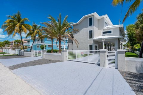Villa ou maison à vendre à Key Largo, Floride: 5 chambres, 343.55 m2 № 1167792 - photo 16