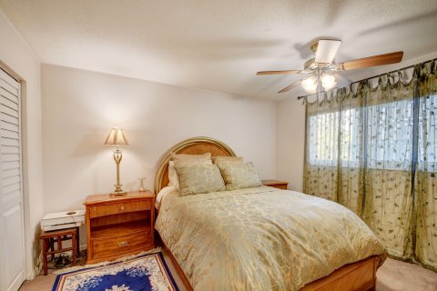 Condominio en venta en Lake Worth, Florida, 1 dormitorio, 79.99 m2 № 1018136 - foto 20