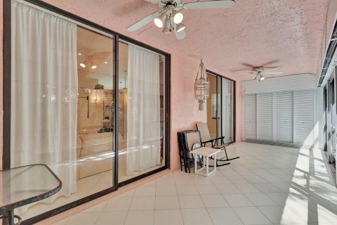 Купить виллу или дом в Делрей-Бич, Флорида 2 спальни, 153.94м2, № 1038281 - фото 16