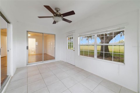 Duplex à vendre à Orlando, Floride: 3 chambres, 121.14 m2 № 1042182 - photo 19