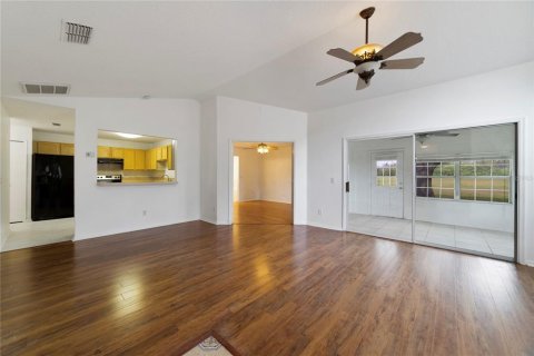 Dúplex en venta en Orlando, Florida, 3 dormitorios, 121.14 m2 № 1042182 - foto 9