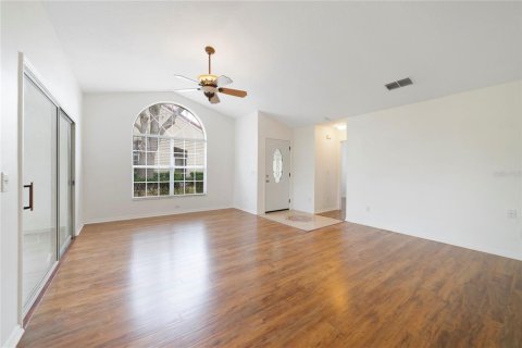 Dúplex en venta en Orlando, Florida, 3 dormitorios, 121.14 m2 № 1042182 - foto 4