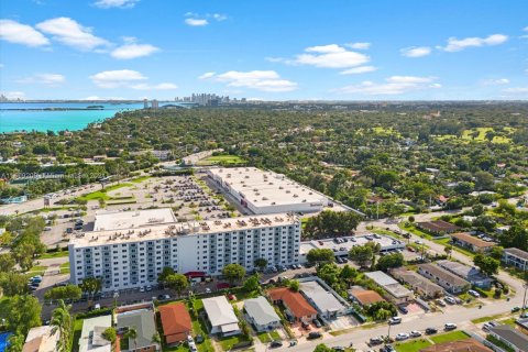 Immobilier commercial à vendre à Miami, Floride: 148.27 m2 № 1231146 - photo 29